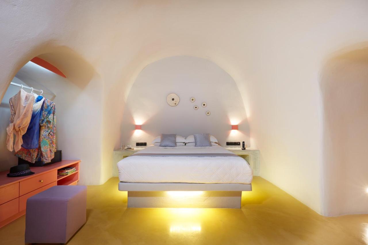 Caldera Gem Suites Fira (Santorini) Exterior photo