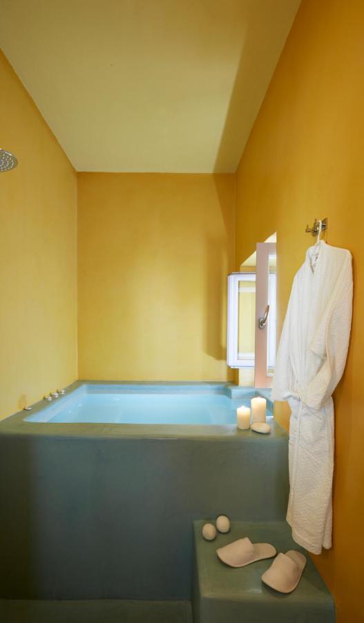 Caldera Gem Suites Fira (Santorini) Exterior photo